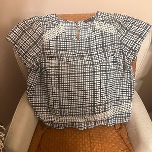 New without tags top